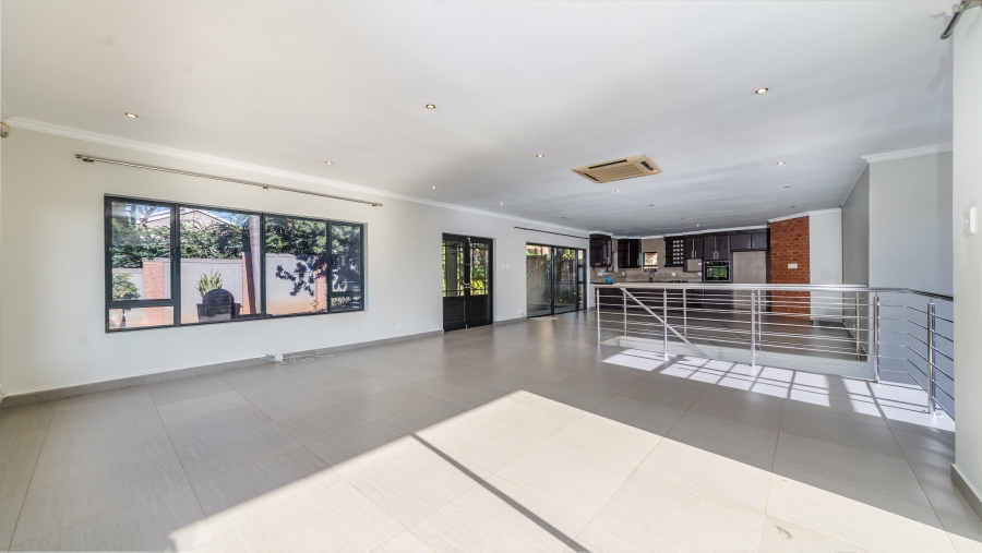 5 Bedroom Property for Sale in Ballito Central KwaZulu-Natal