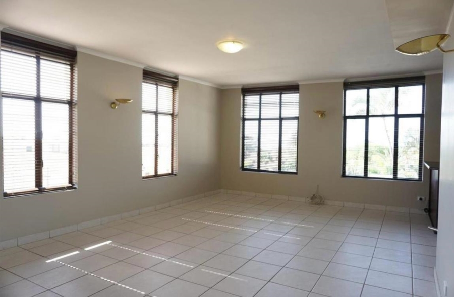 To Let 4 Bedroom Property for Rent in Umhlanga KwaZulu-Natal