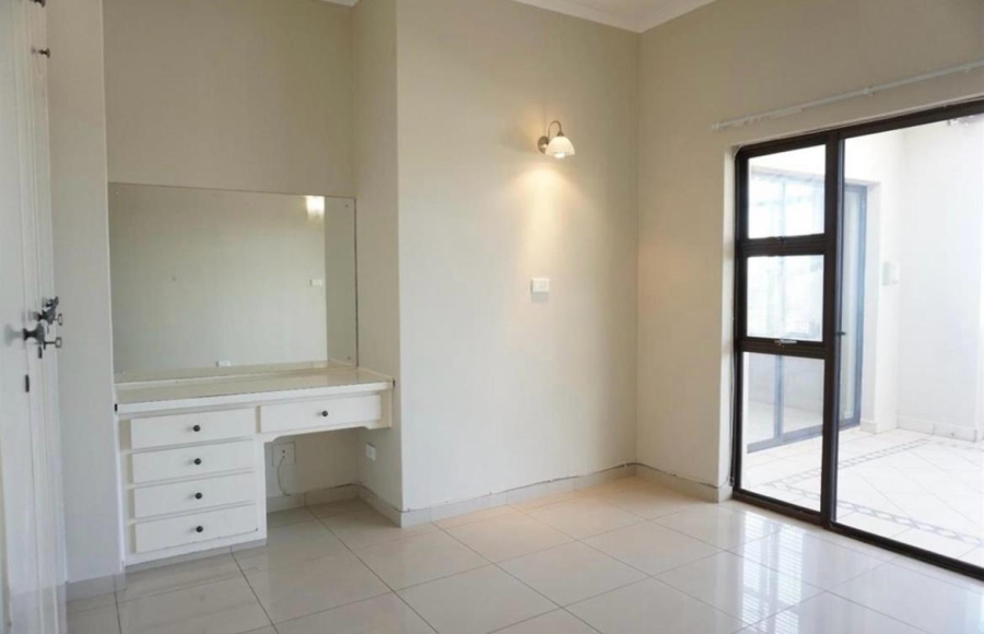 To Let 4 Bedroom Property for Rent in Umhlanga KwaZulu-Natal