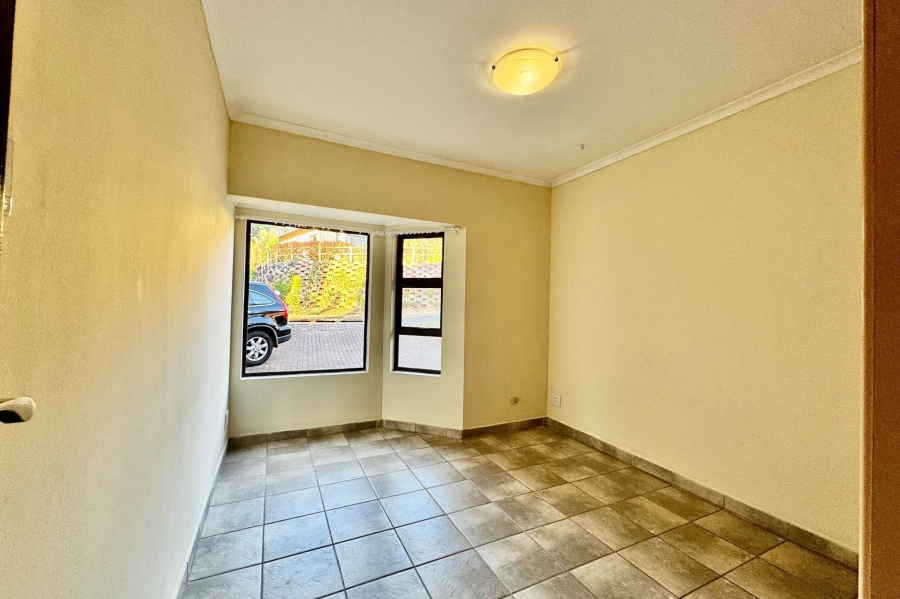 To Let 3 Bedroom Property for Rent in Ballitoville KwaZulu-Natal