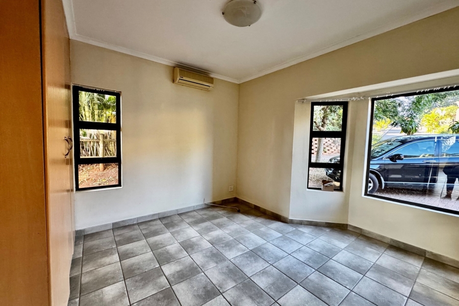 To Let 3 Bedroom Property for Rent in Ballitoville KwaZulu-Natal