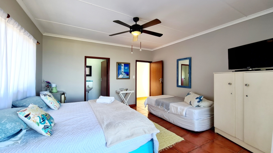 5 Bedroom Property for Sale in Elysium KwaZulu-Natal