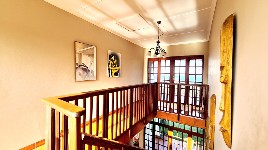 5 Bedroom Property for Sale in Elysium KwaZulu-Natal