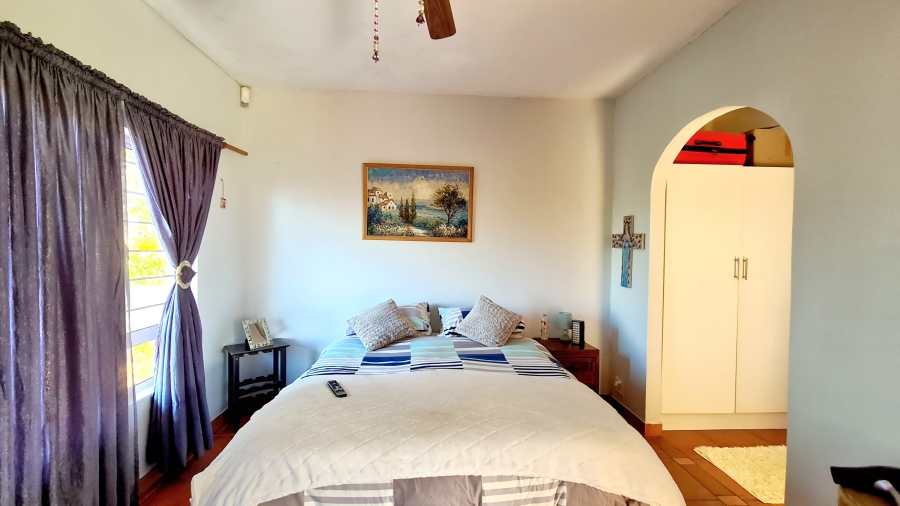 5 Bedroom Property for Sale in Elysium KwaZulu-Natal