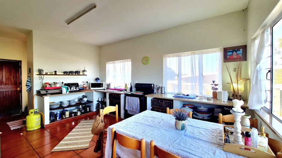 5 Bedroom Property for Sale in Elysium KwaZulu-Natal
