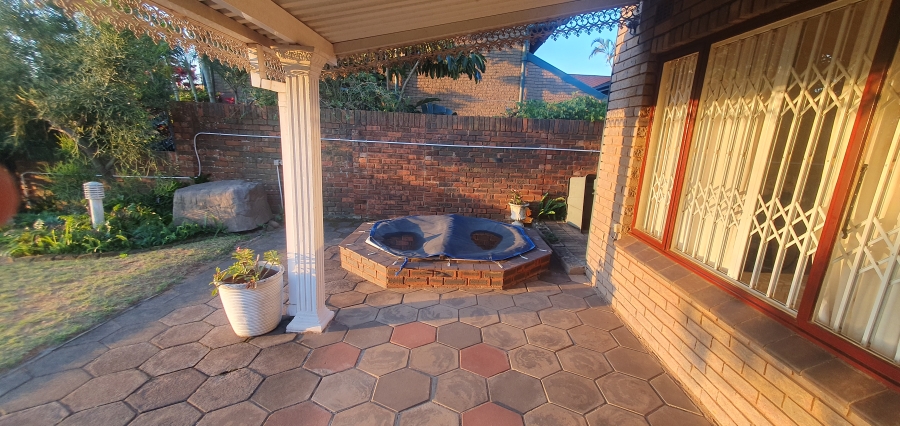 3 Bedroom Property for Sale in Bluff KwaZulu-Natal
