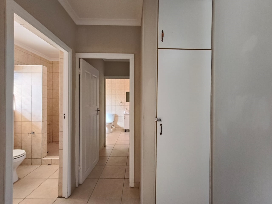 To Let 3 Bedroom Property for Rent in Shelly Beach KwaZulu-Natal