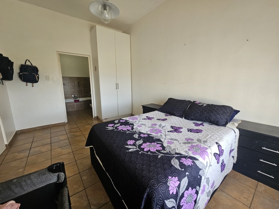 2 Bedroom Property for Sale in St Michaels On Sea KwaZulu-Natal