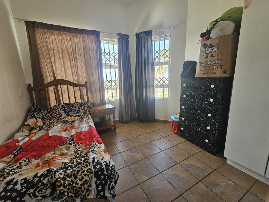 2 Bedroom Property for Sale in St Michaels On Sea KwaZulu-Natal