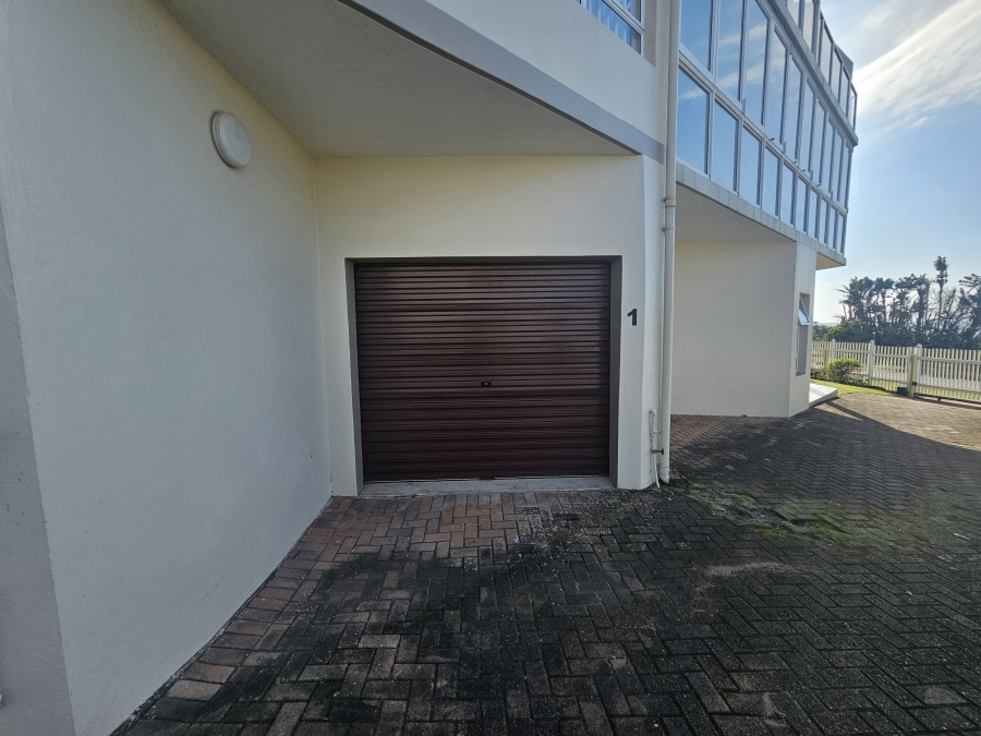 2 Bedroom Property for Sale in St Michaels On Sea KwaZulu-Natal