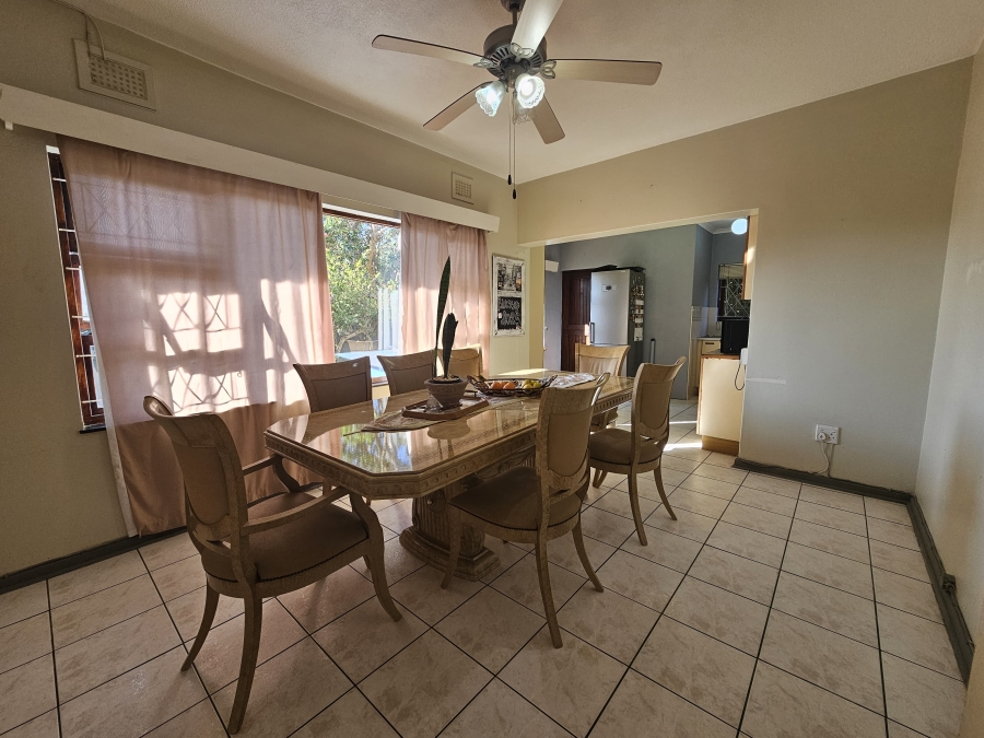 7 Bedroom Property for Sale in Uvongo KwaZulu-Natal