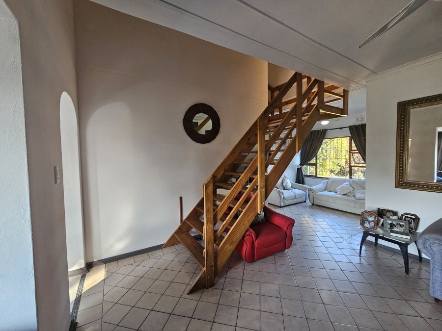 7 Bedroom Property for Sale in Uvongo KwaZulu-Natal