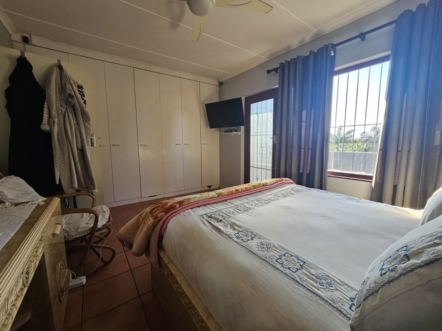 7 Bedroom Property for Sale in Uvongo KwaZulu-Natal