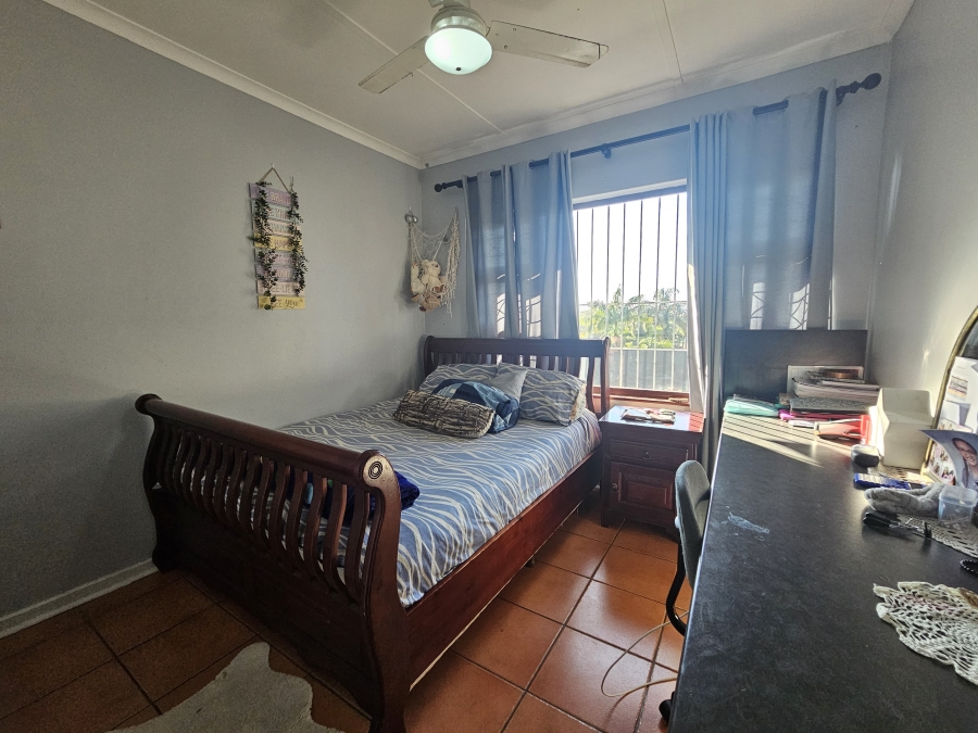 7 Bedroom Property for Sale in Uvongo KwaZulu-Natal