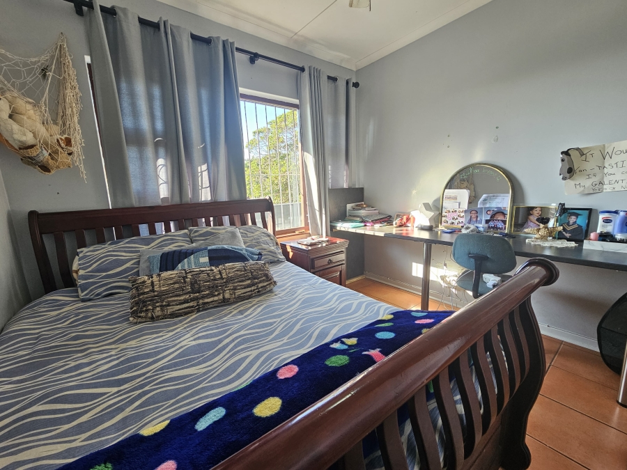 7 Bedroom Property for Sale in Uvongo KwaZulu-Natal