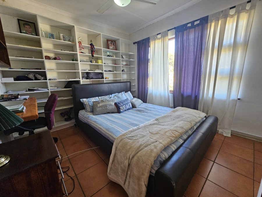 7 Bedroom Property for Sale in Uvongo KwaZulu-Natal