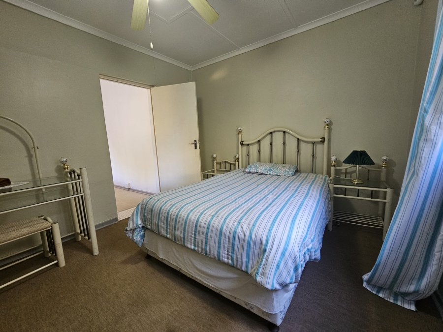7 Bedroom Property for Sale in Uvongo KwaZulu-Natal