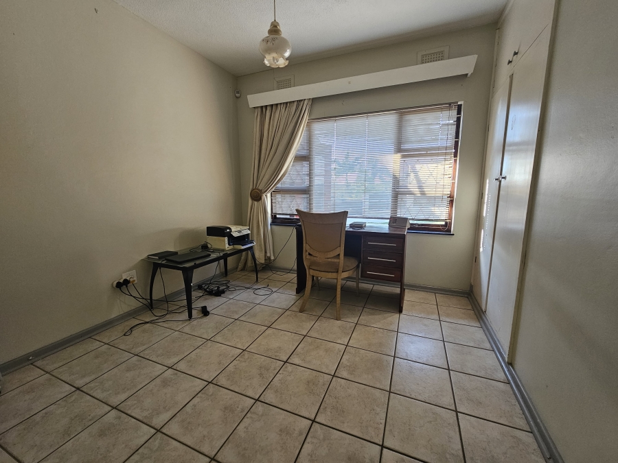 7 Bedroom Property for Sale in Uvongo KwaZulu-Natal