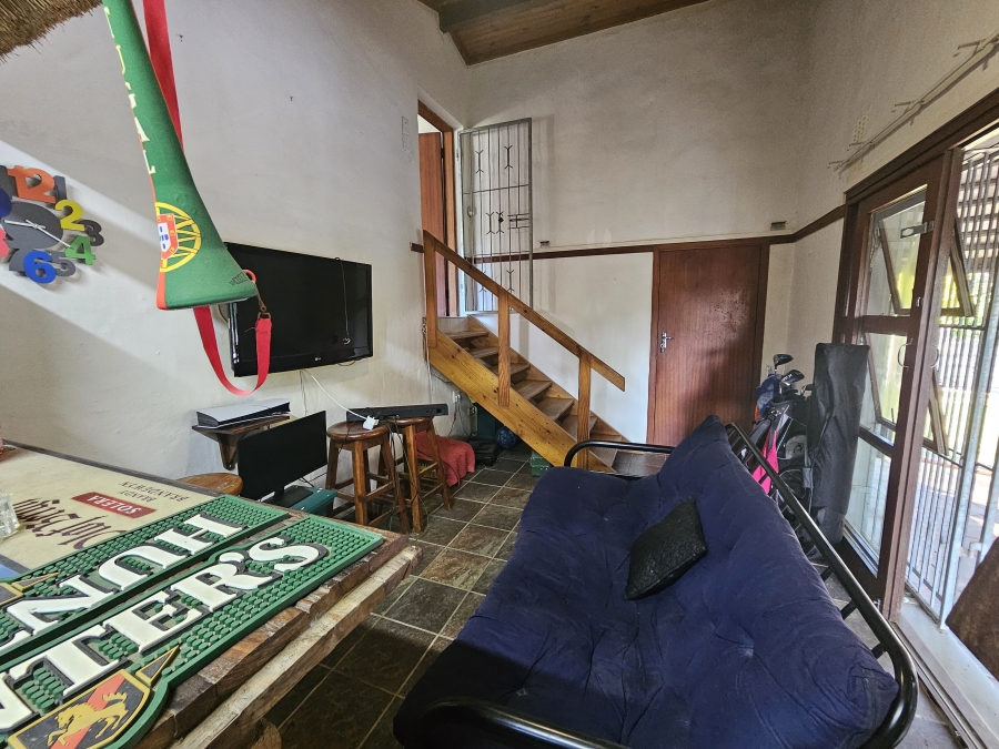 7 Bedroom Property for Sale in Uvongo KwaZulu-Natal