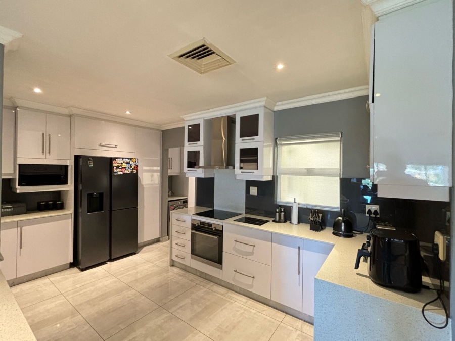 3 Bedroom Property for Sale in La Lucia KwaZulu-Natal