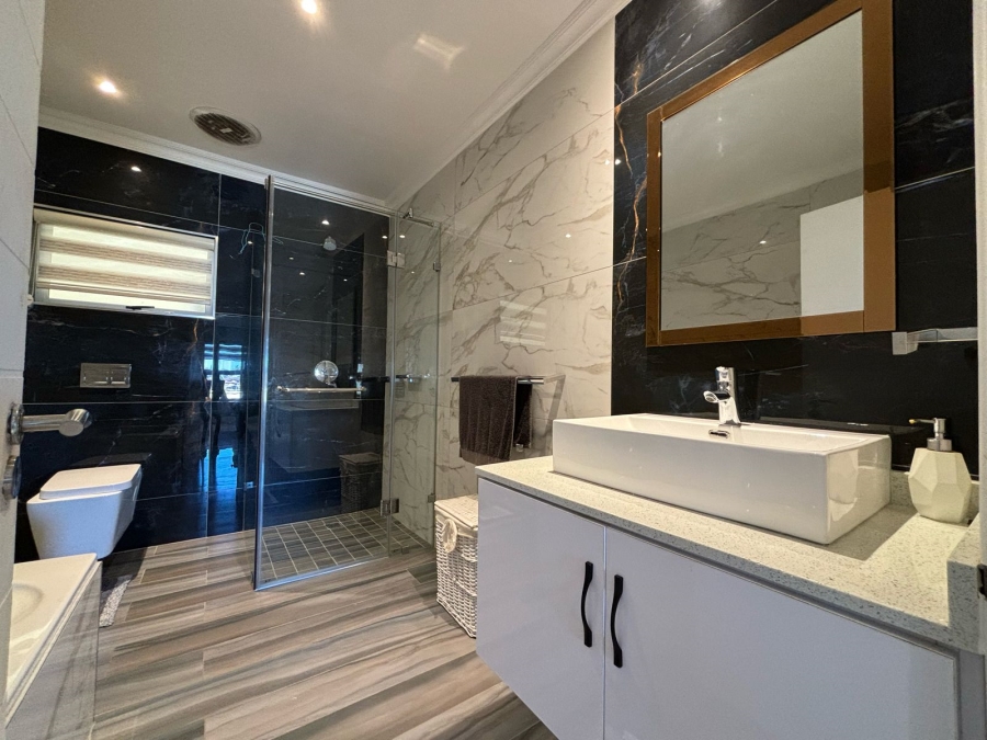3 Bedroom Property for Sale in La Lucia KwaZulu-Natal