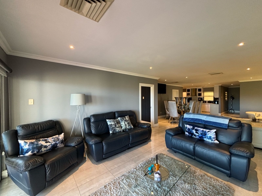 3 Bedroom Property for Sale in La Lucia KwaZulu-Natal