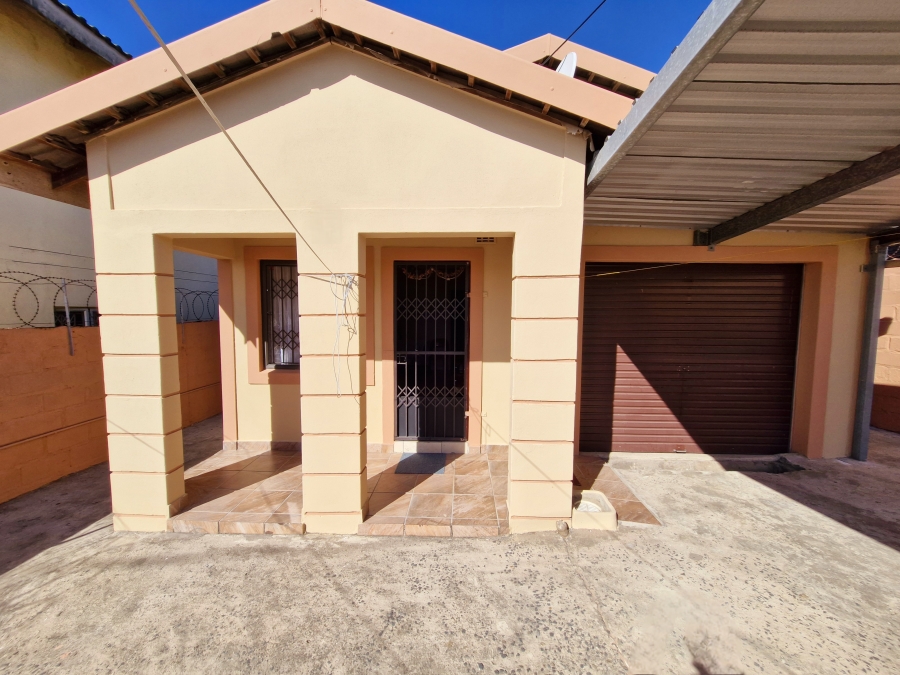 2 Bedroom Property for Sale in Trenance Park KwaZulu-Natal