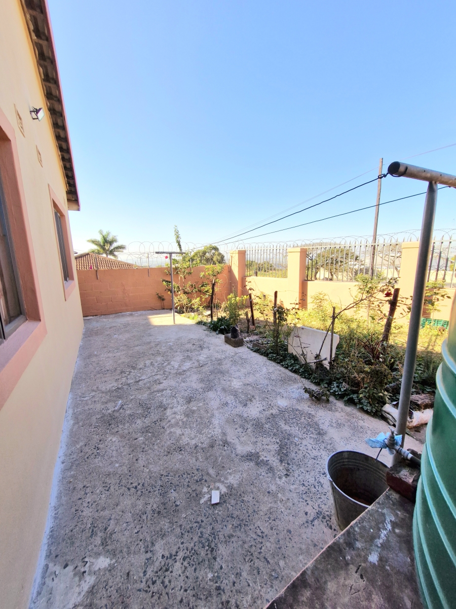 2 Bedroom Property for Sale in Trenance Park KwaZulu-Natal