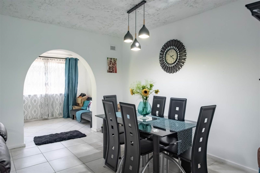2 Bedroom Property for Sale in Malvern KwaZulu-Natal