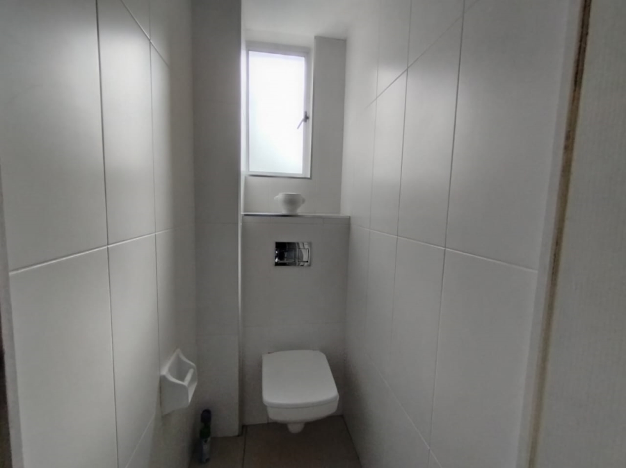 2 Bedroom Property for Sale in Morningside KwaZulu-Natal