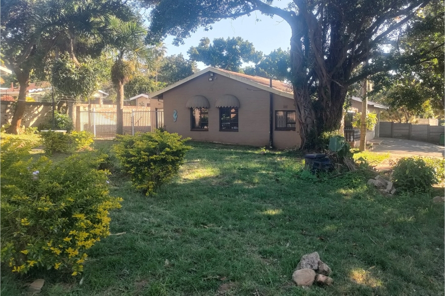4 Bedroom Property for Sale in Athlone Park KwaZulu-Natal
