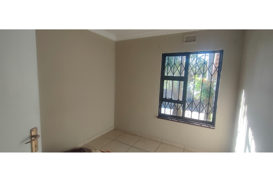 4 Bedroom Property for Sale in Athlone Park KwaZulu-Natal