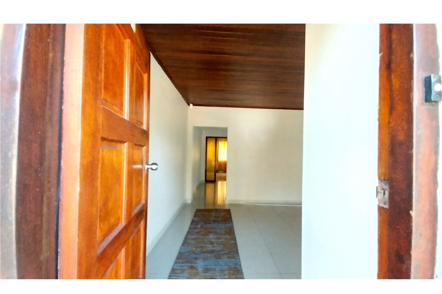 8 Bedroom Property for Sale in Isipingo Hills KwaZulu-Natal