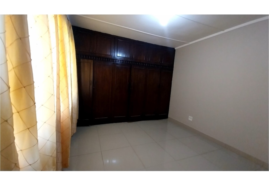 8 Bedroom Property for Sale in Isipingo Hills KwaZulu-Natal