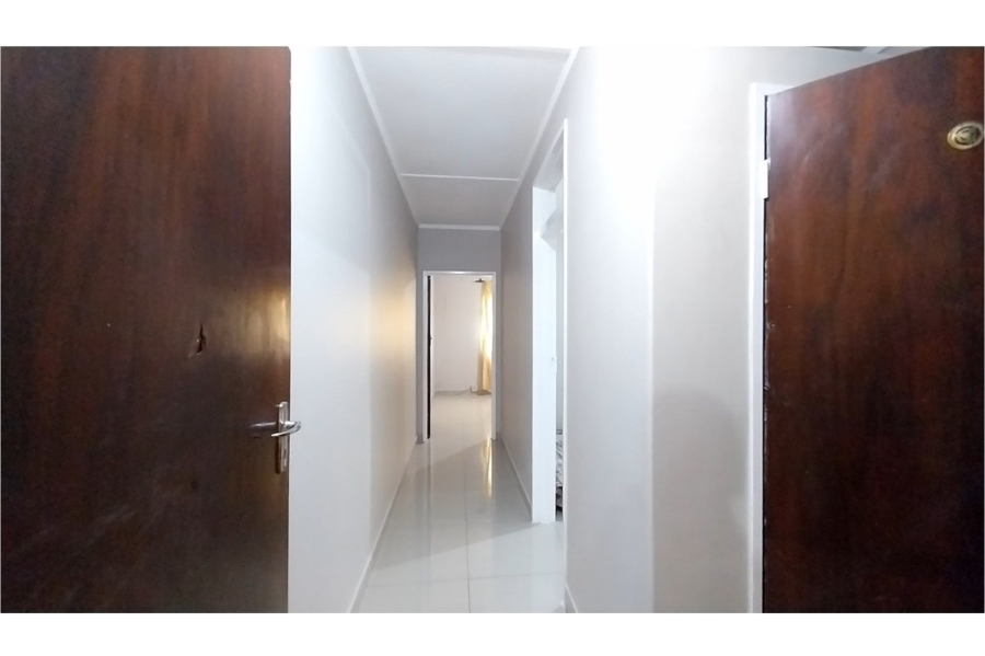 8 Bedroom Property for Sale in Isipingo Hills KwaZulu-Natal