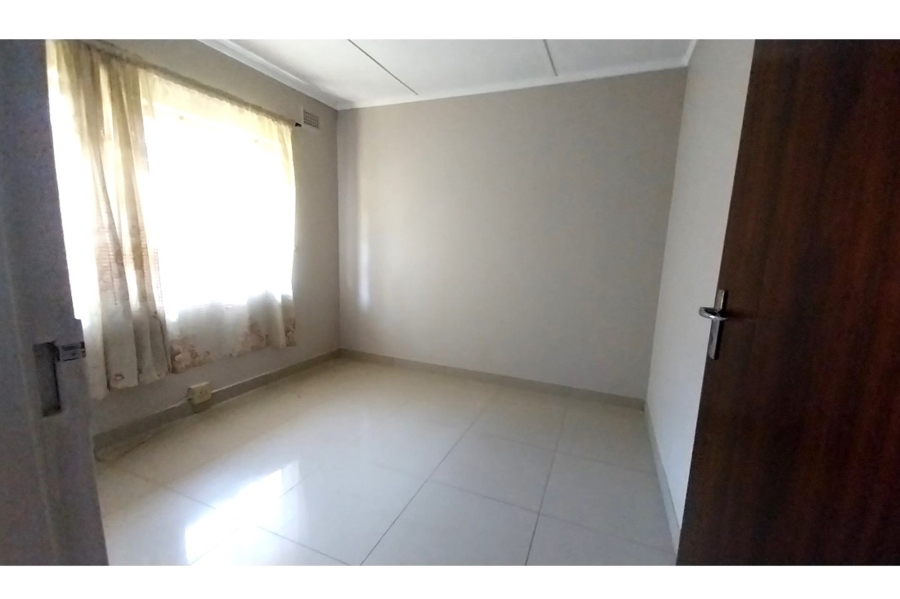 8 Bedroom Property for Sale in Isipingo Hills KwaZulu-Natal