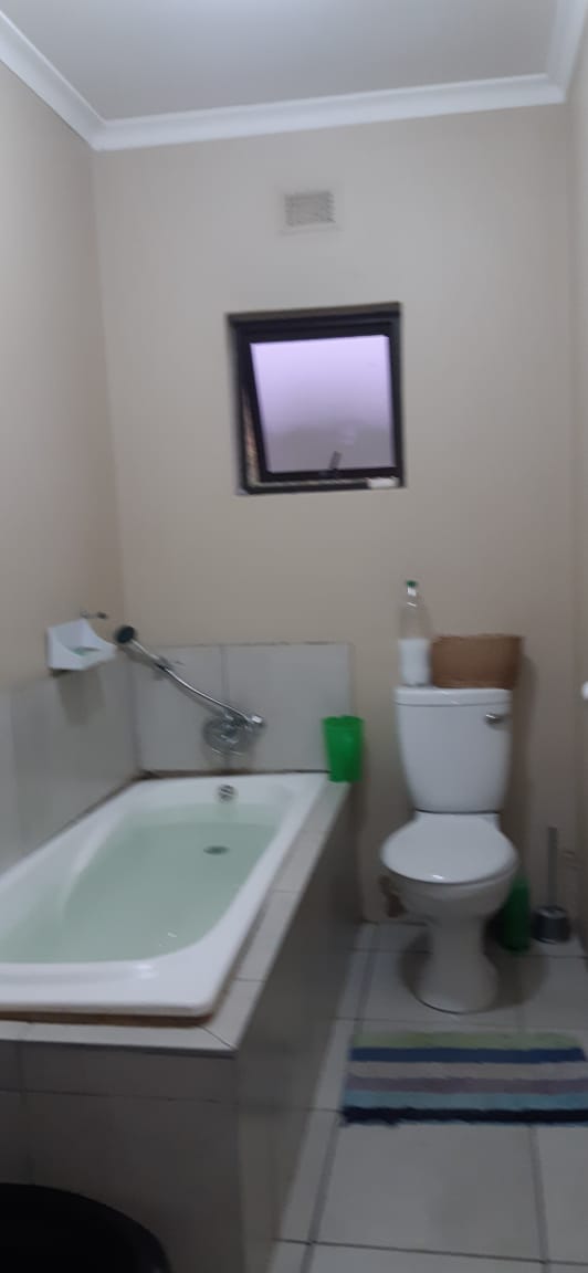 2 Bedroom Property for Sale in Lovu KwaZulu-Natal
