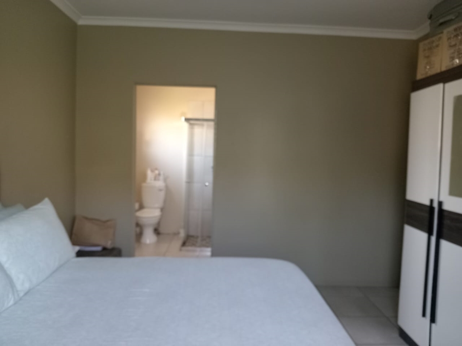 2 Bedroom Property for Sale in Lovu KwaZulu-Natal
