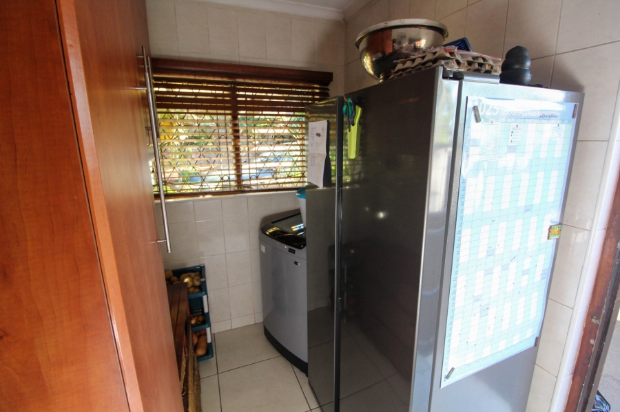 3 Bedroom Property for Sale in Montclair KwaZulu-Natal