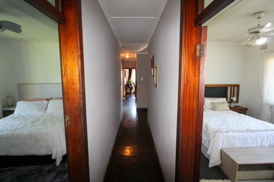 3 Bedroom Property for Sale in Montclair KwaZulu-Natal