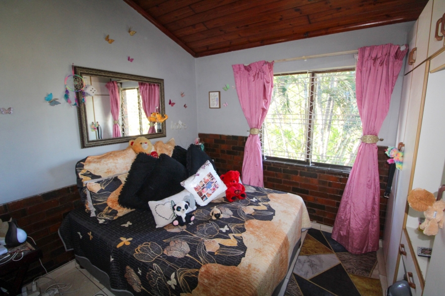3 Bedroom Property for Sale in Montclair KwaZulu-Natal