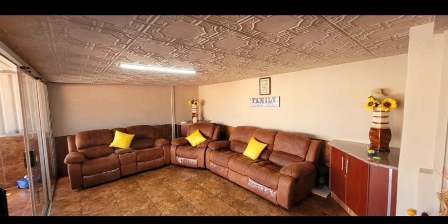 2 Bedroom Property for Sale in Austerville KwaZulu-Natal