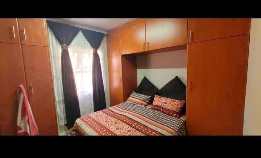 2 Bedroom Property for Sale in Austerville KwaZulu-Natal