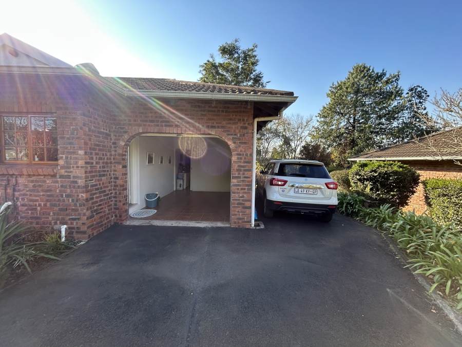 3 Bedroom Property for Sale in Hilton Gardens KwaZulu-Natal