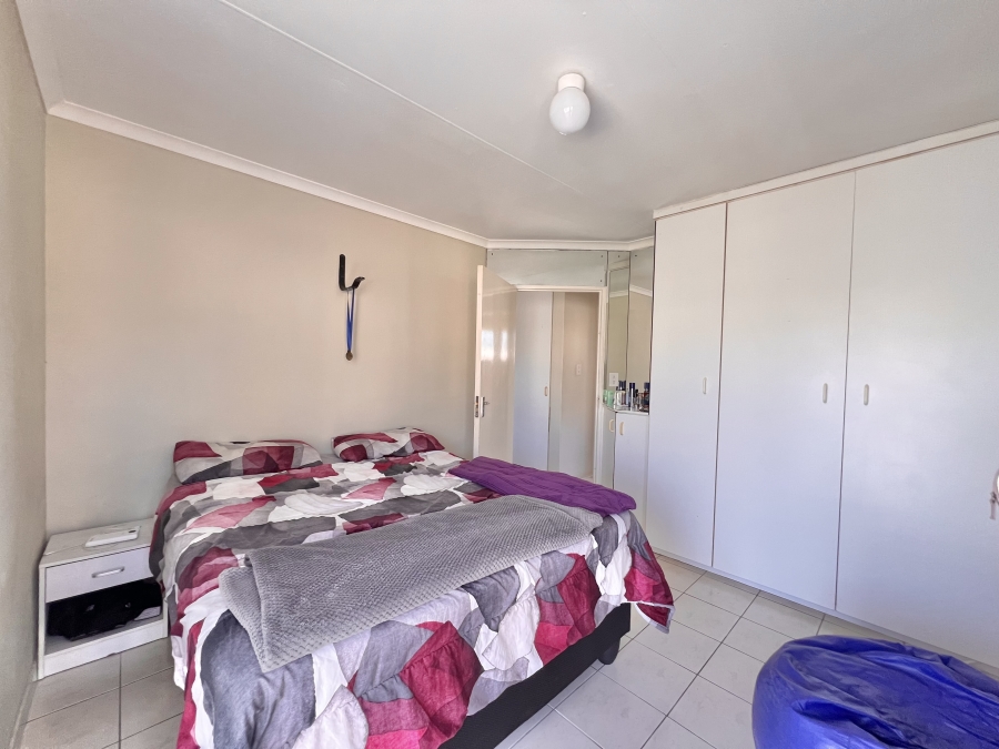 2 Bedroom Property for Sale in Morningside KwaZulu-Natal