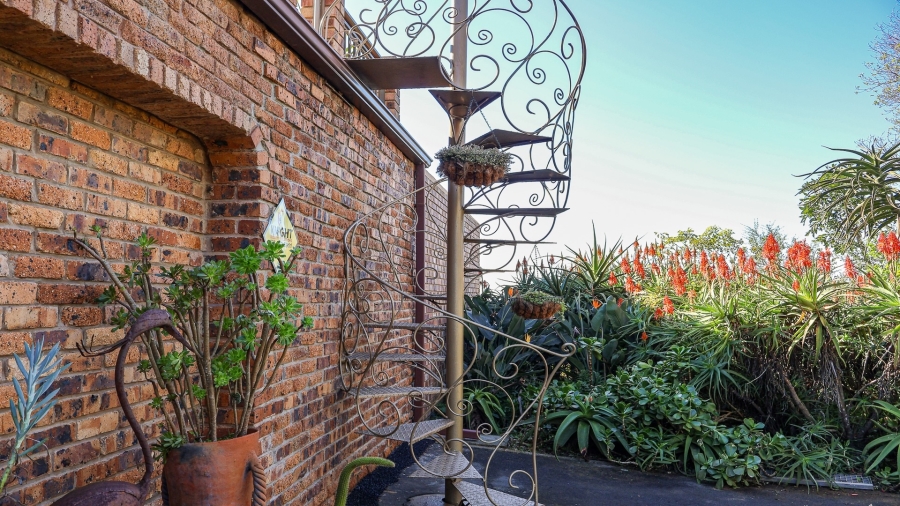 4 Bedroom Property for Sale in Kwawula Estate KwaZulu-Natal