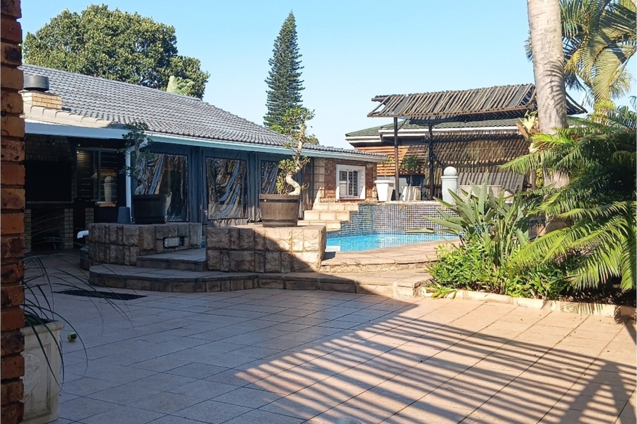 5 Bedroom Property for Sale in Meer En See KwaZulu-Natal