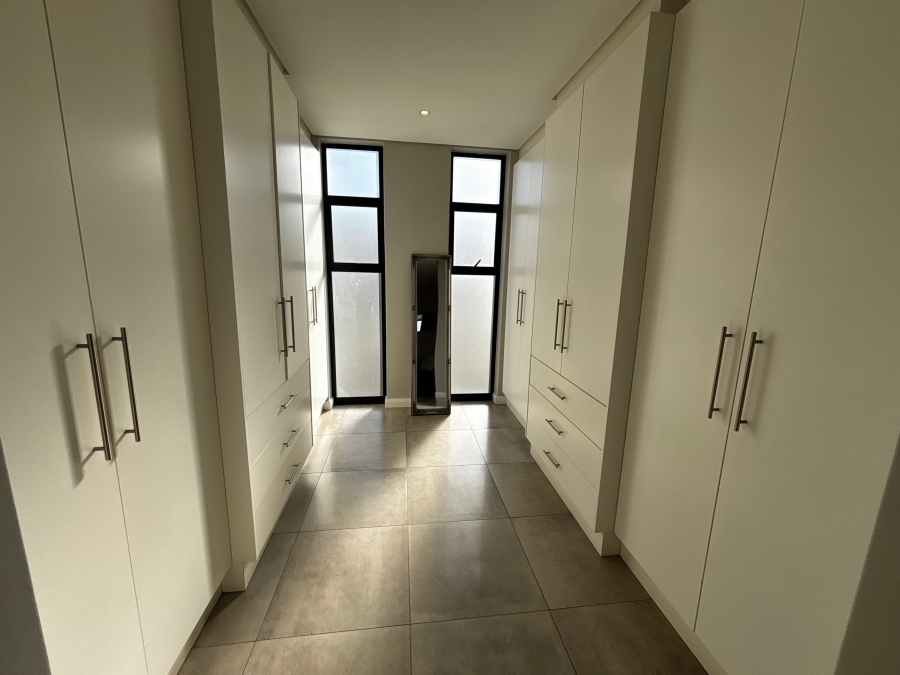 4 Bedroom Property for Sale in Shakas Rock KwaZulu-Natal