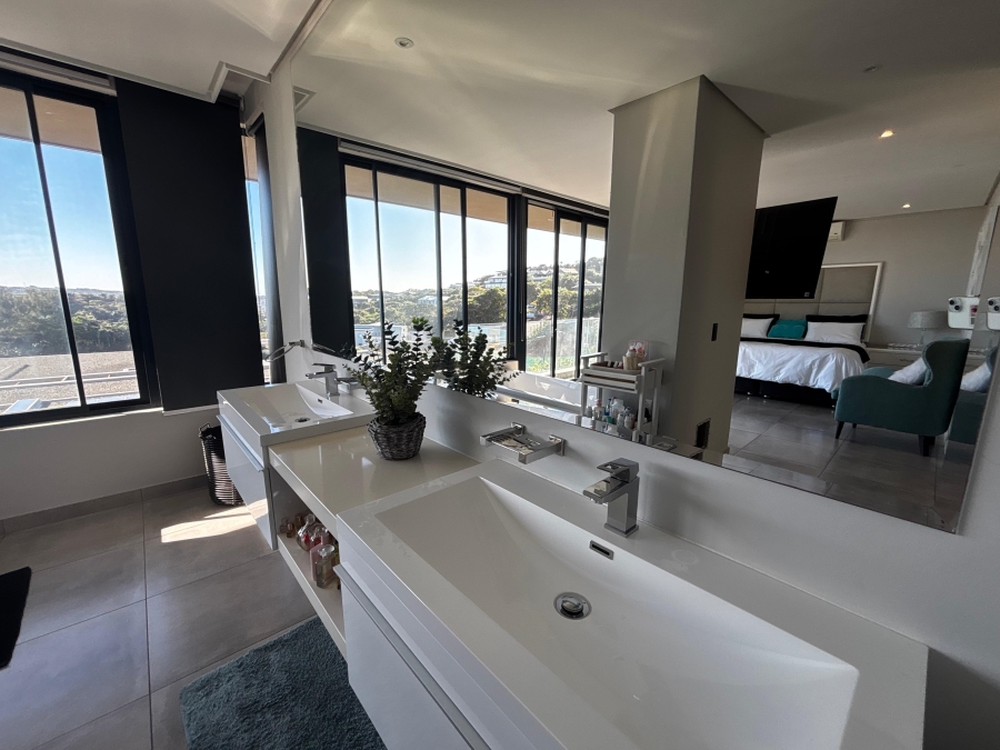 4 Bedroom Property for Sale in Shakas Rock KwaZulu-Natal