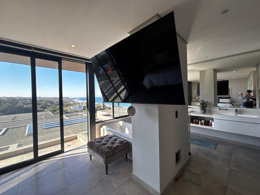 4 Bedroom Property for Sale in Shakas Rock KwaZulu-Natal